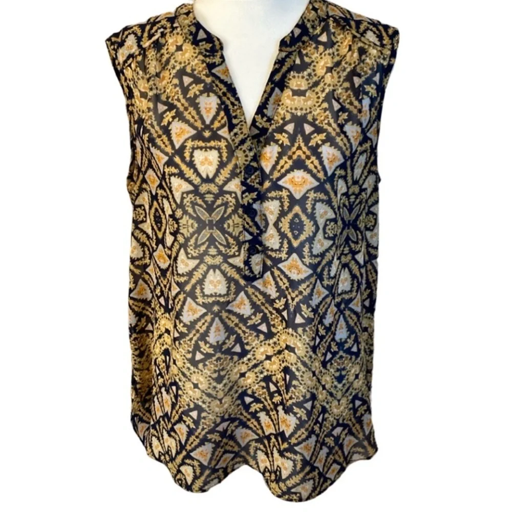 a.n.a. Sleeveless blouse. V-neck. Size L. Navy blue/mustard yellow/orange.